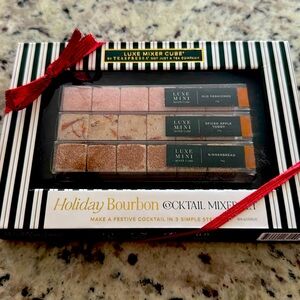 Teapressa Bourbon Mixology Cubes